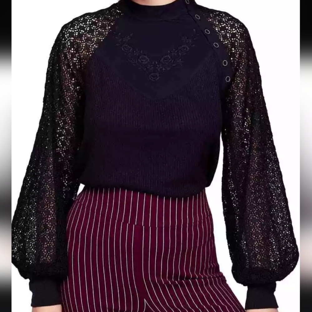 Free people black sweetest thing thermal top blouse Long Lace Sleeves Sz Small